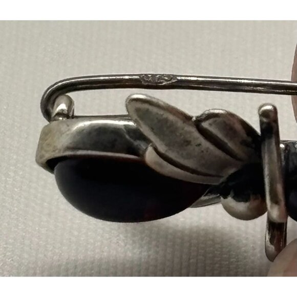 Vintage Sterling Silver .925 and Amber Bee Pin or Brooch, Marked "925" Unsigned~ - Picture 12 of 13